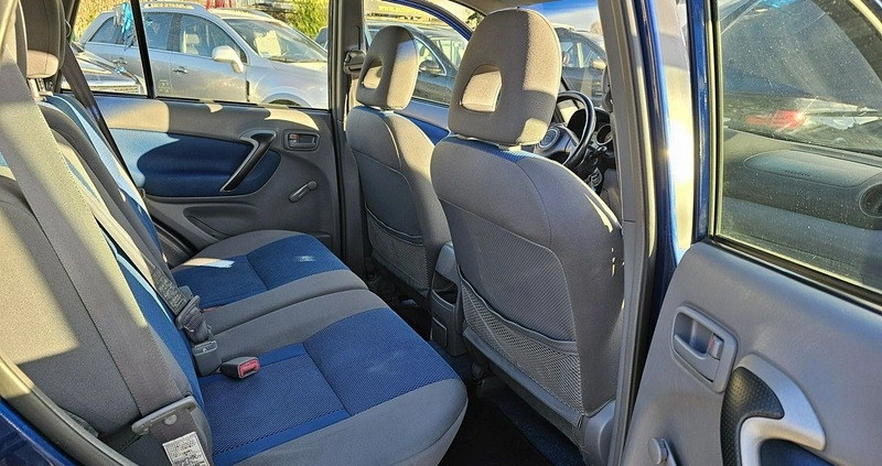 Toyota RAV4 cena 23900 przebieg: 240000, rok produkcji 2004 z Limanowa małe 631